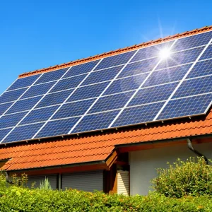 Cum să îmbunătățiți performanța sistemului fotovoltaic cu invertoare solare