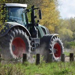 Tractoare de vânzare